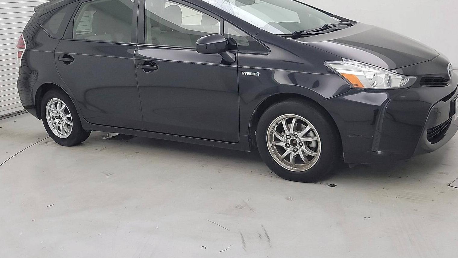 TOYOTA PRIUS V 2016 JTDZN3EU0GJ048785 image